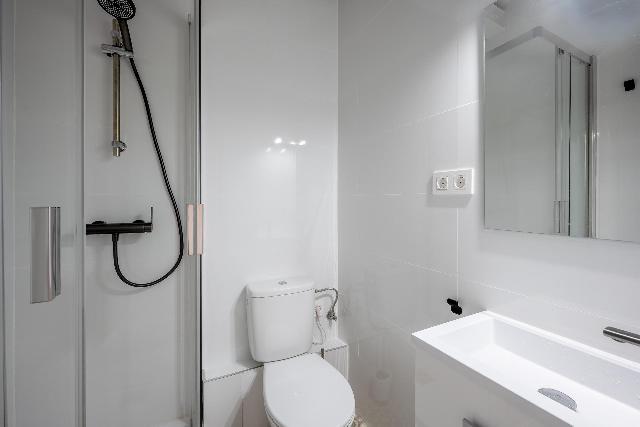 Imagen 4 Inmueble 290396 - Piso en venta en Barcelona / Junto metro L4 Jaume I