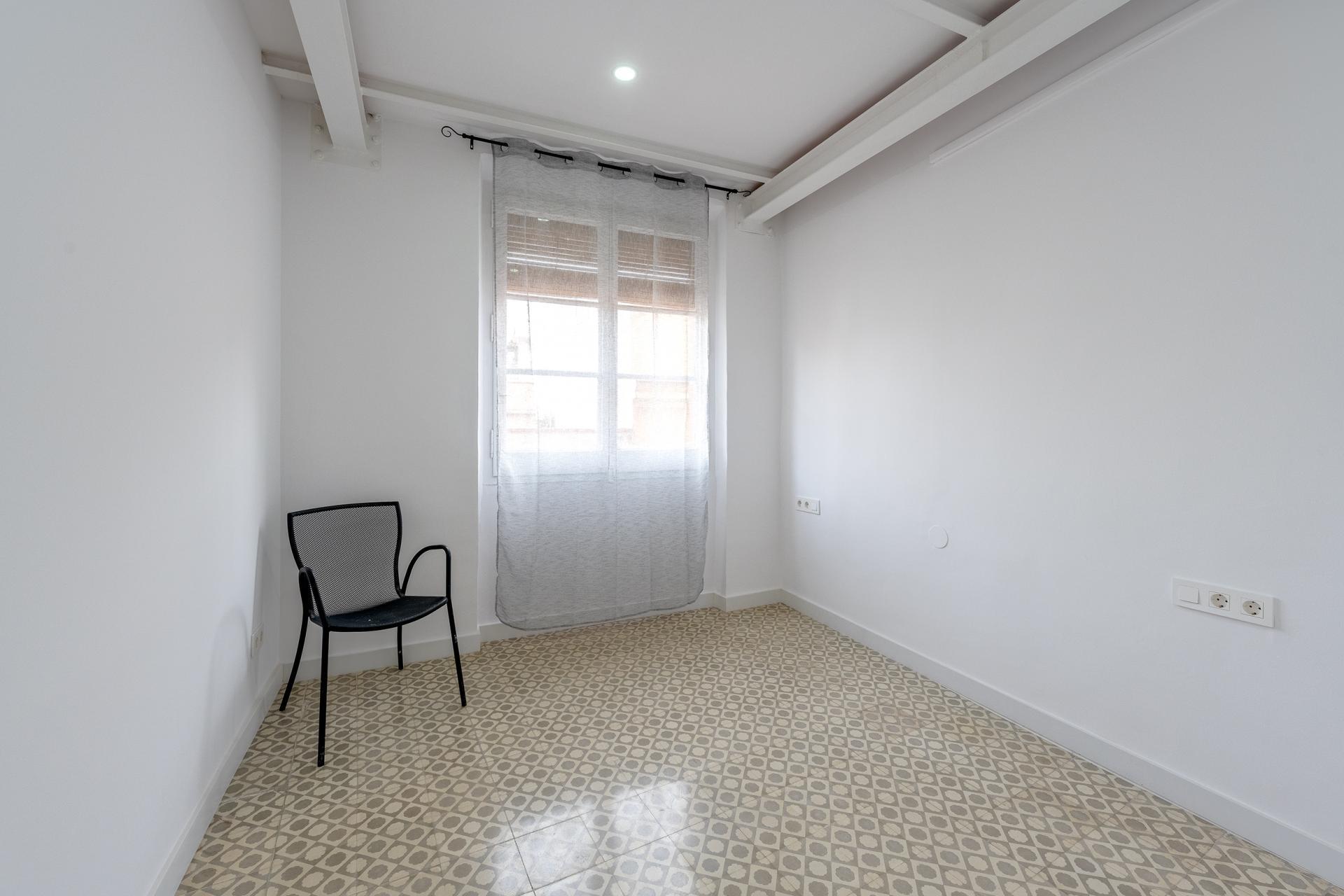 Imagen 20 Piso en venta en Barcelona / Junto metro L4 Jaume I