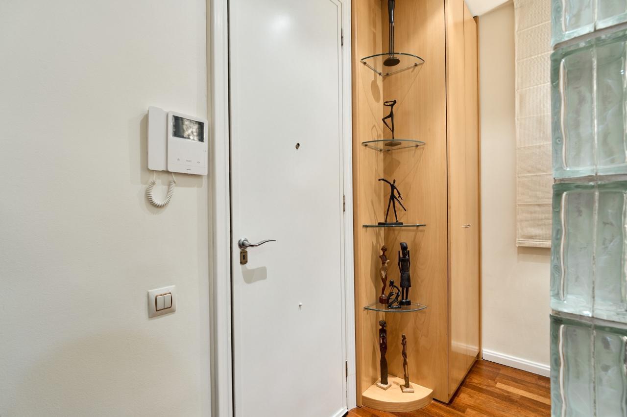 Imagen 14 Piso en venta en Barcelona / Compte d´Urgell - Diputació