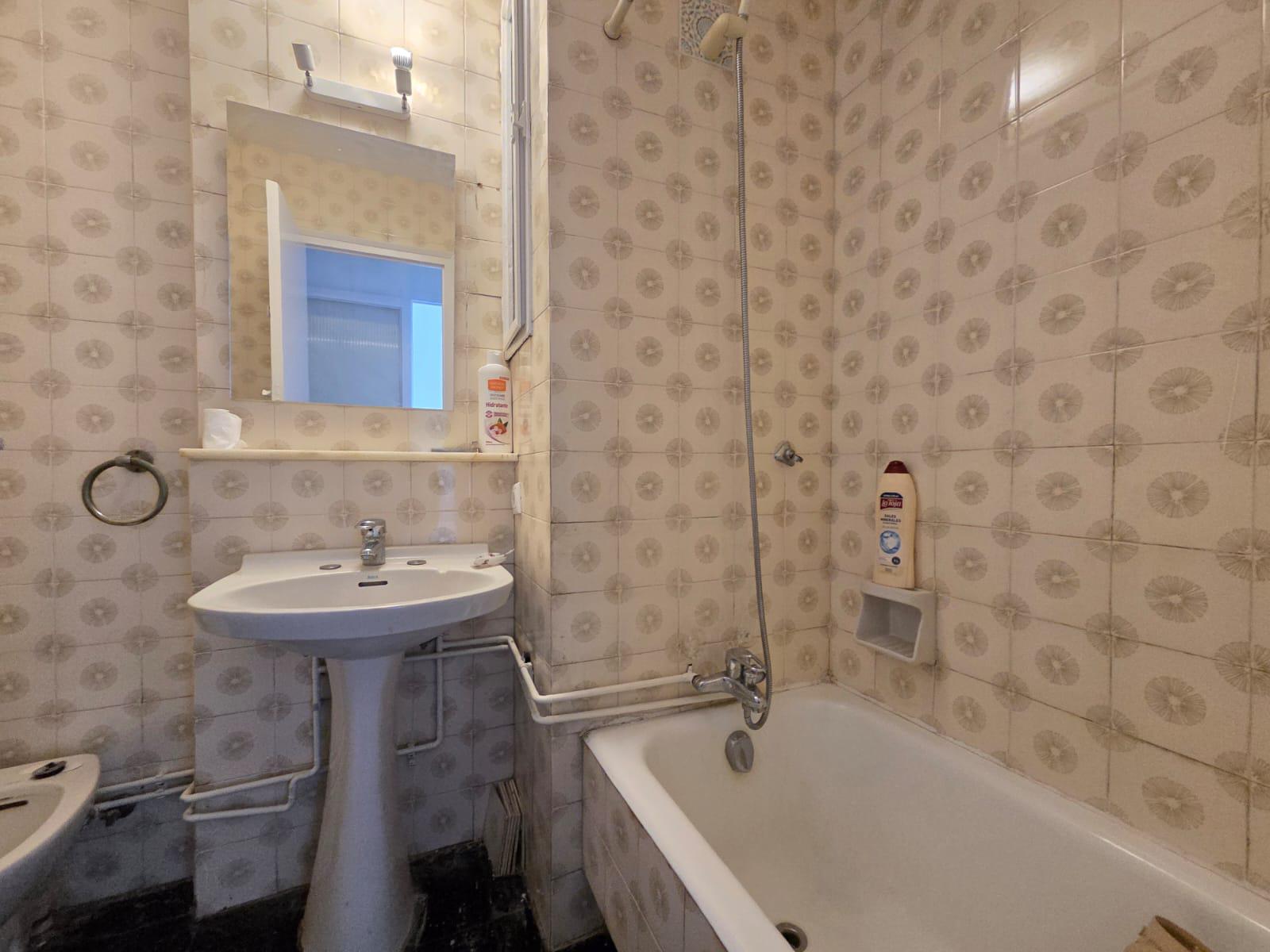 Imagen 5 Piso en venta en Barcelona / Junto Avda. Meridiana