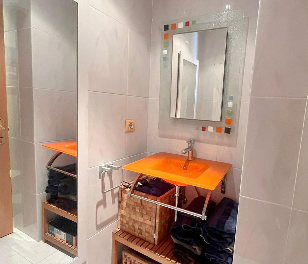 Imagen 21 Piso en venta en Sant Feliu De Llobregat / Mas Lluí - passeig Comte Vilardaga