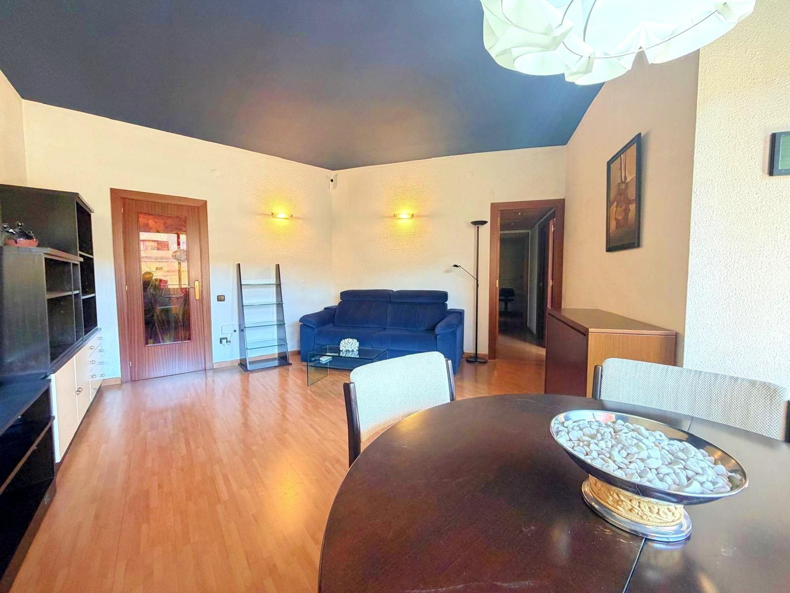 Imagen 17 Piso en venta en Barcelona / Comte Borrell - Mercat Sant Antoni