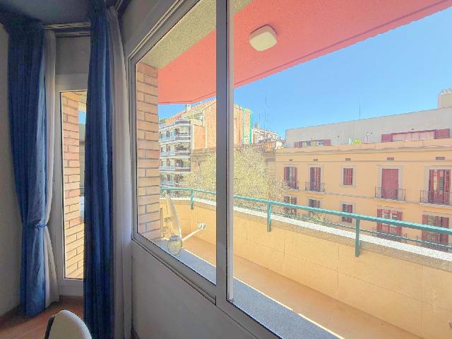 Imagen 9 Inmueble 301527 - Piso en venta en Barcelona / Comte Borrell - Mercat Sant Antoni