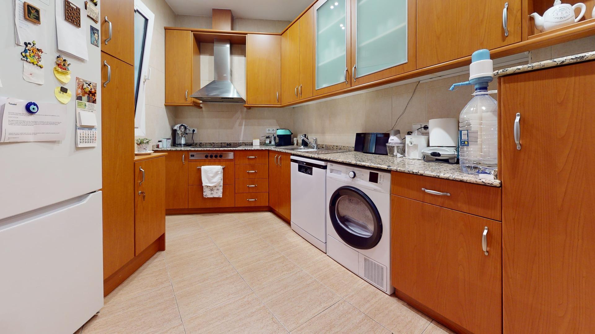 Imagen 2 Piso en venta en Parets Del Vallès / Junto Ronda Sant Pere