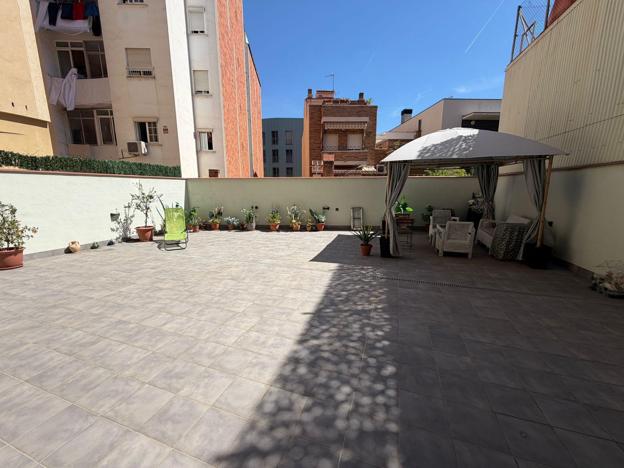 Imagen 19 Piso en venta en Hospitalet De Llobregat L´ / Mercat Can Serra