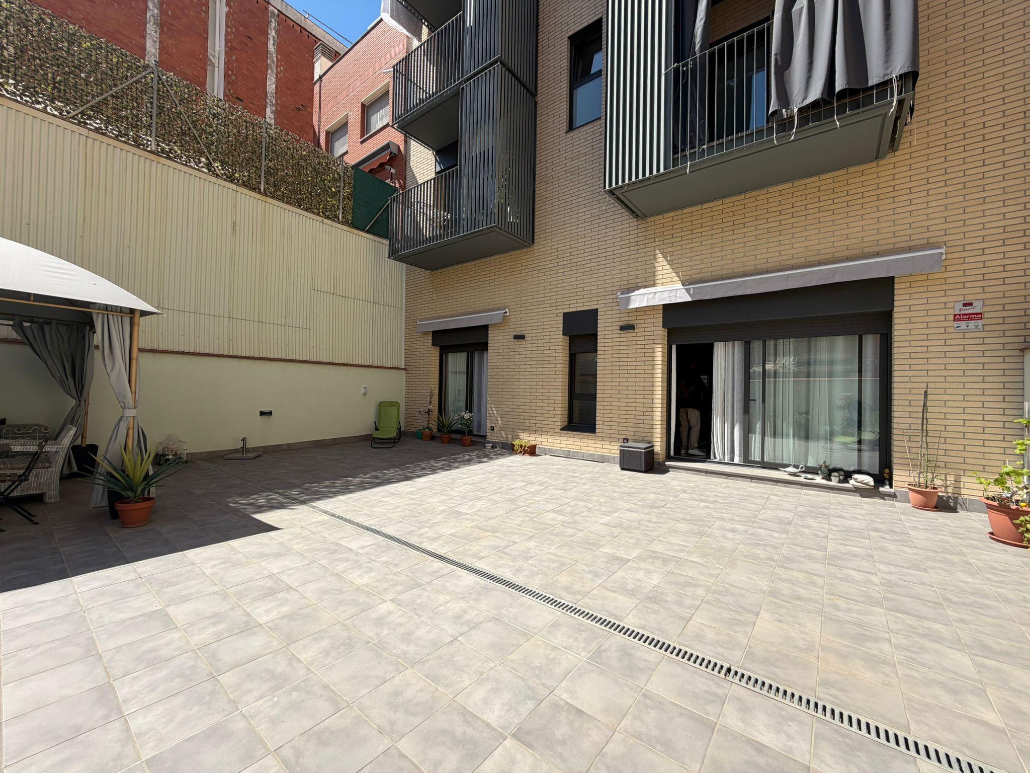 Imagen 21 Piso en venta en Hospitalet De Llobregat L´ / Mercat Can Serra