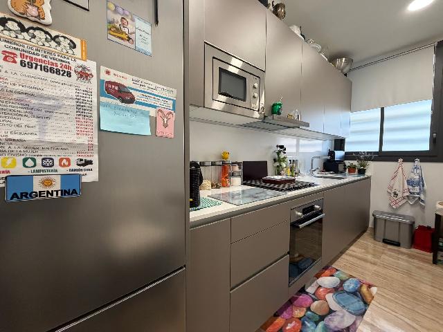 Imagen 3 Inmueble 302398 - Piso en venta en Hospitalet De Llobregat (L´) / Mercat Can Serra