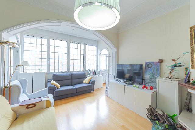 Imagen 1 Inmueble 292806 - Piso en venta en Barcelona / Al lado de Plaza Catalunya