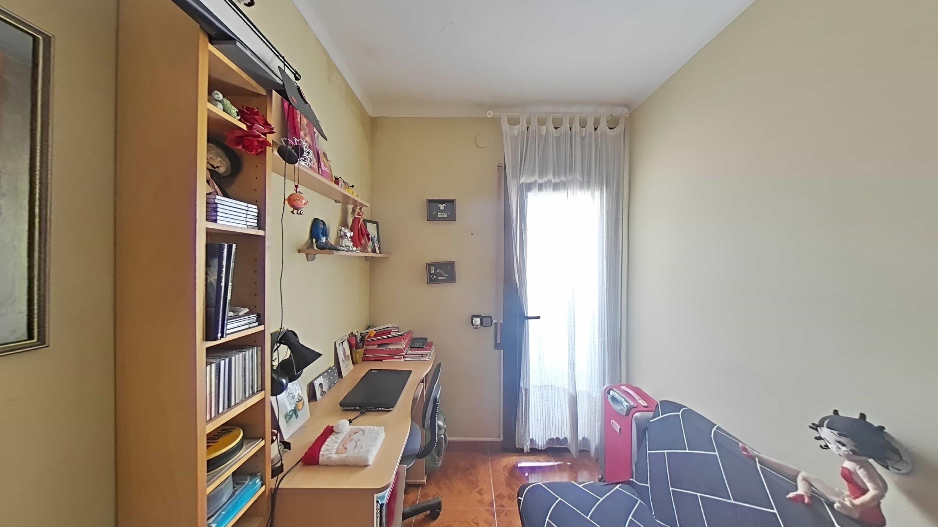 Imagen 14 Ático en venta en Mataró / Ronda Sant Olaguer
