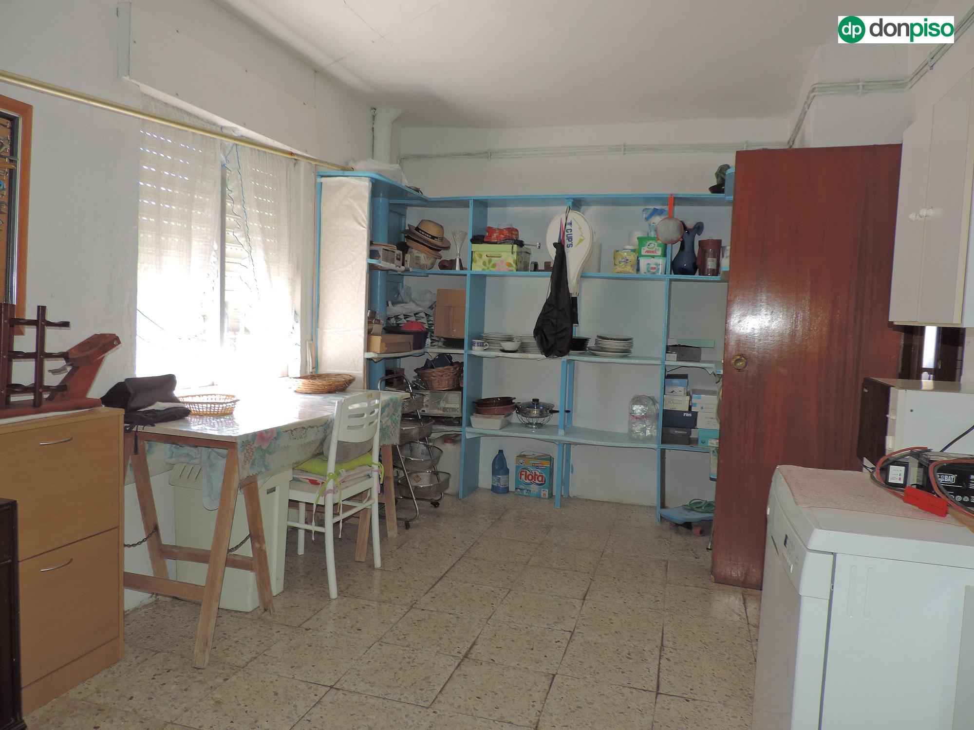 Imagen 18 Casa Aislada en venta en Calvarrasa De Abajo / Urbanización la Cabezuela
