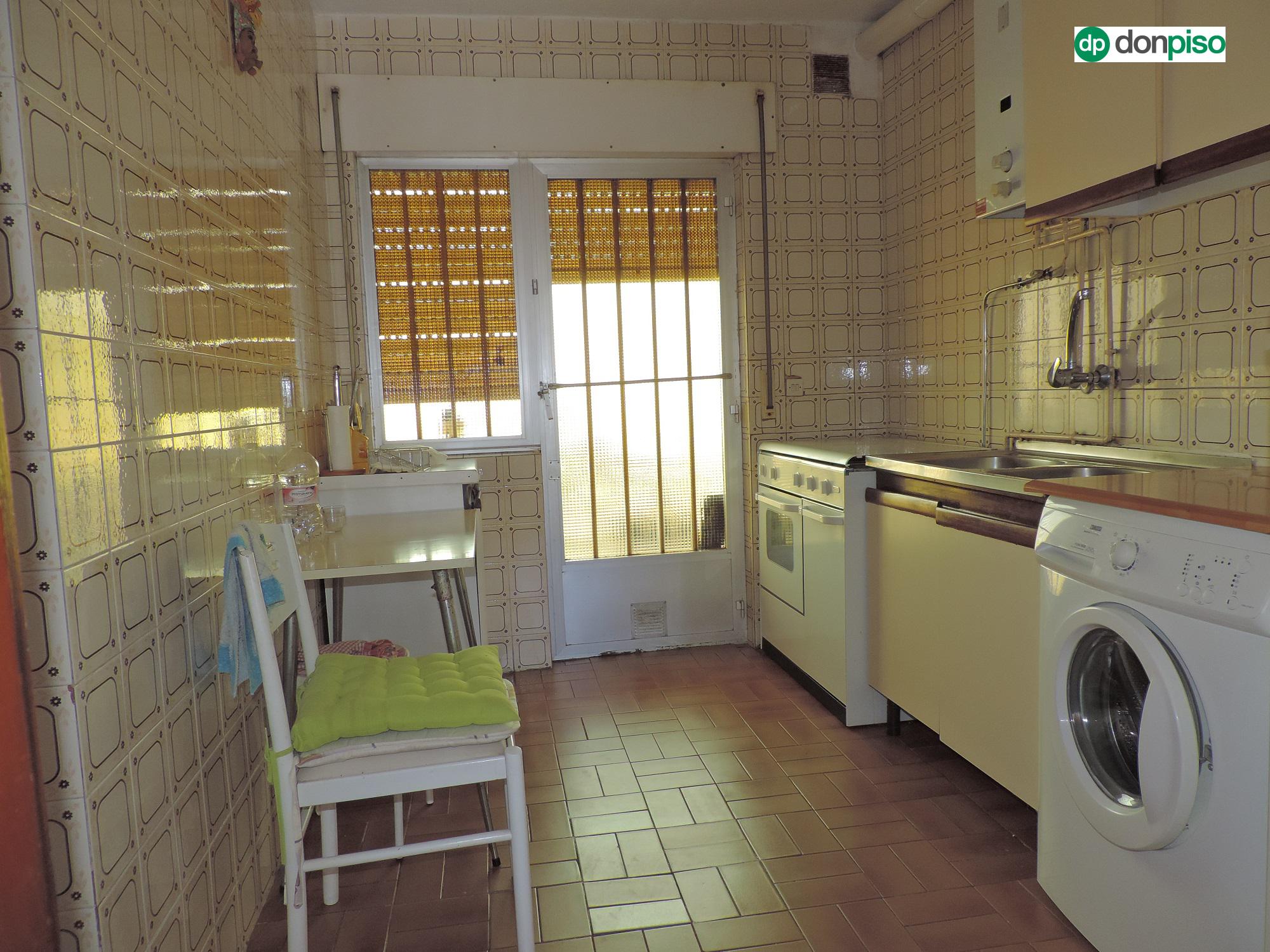 Imagen 6 Casa Aislada en venta en Calvarrasa De Abajo / Urbanización la Cabezuela