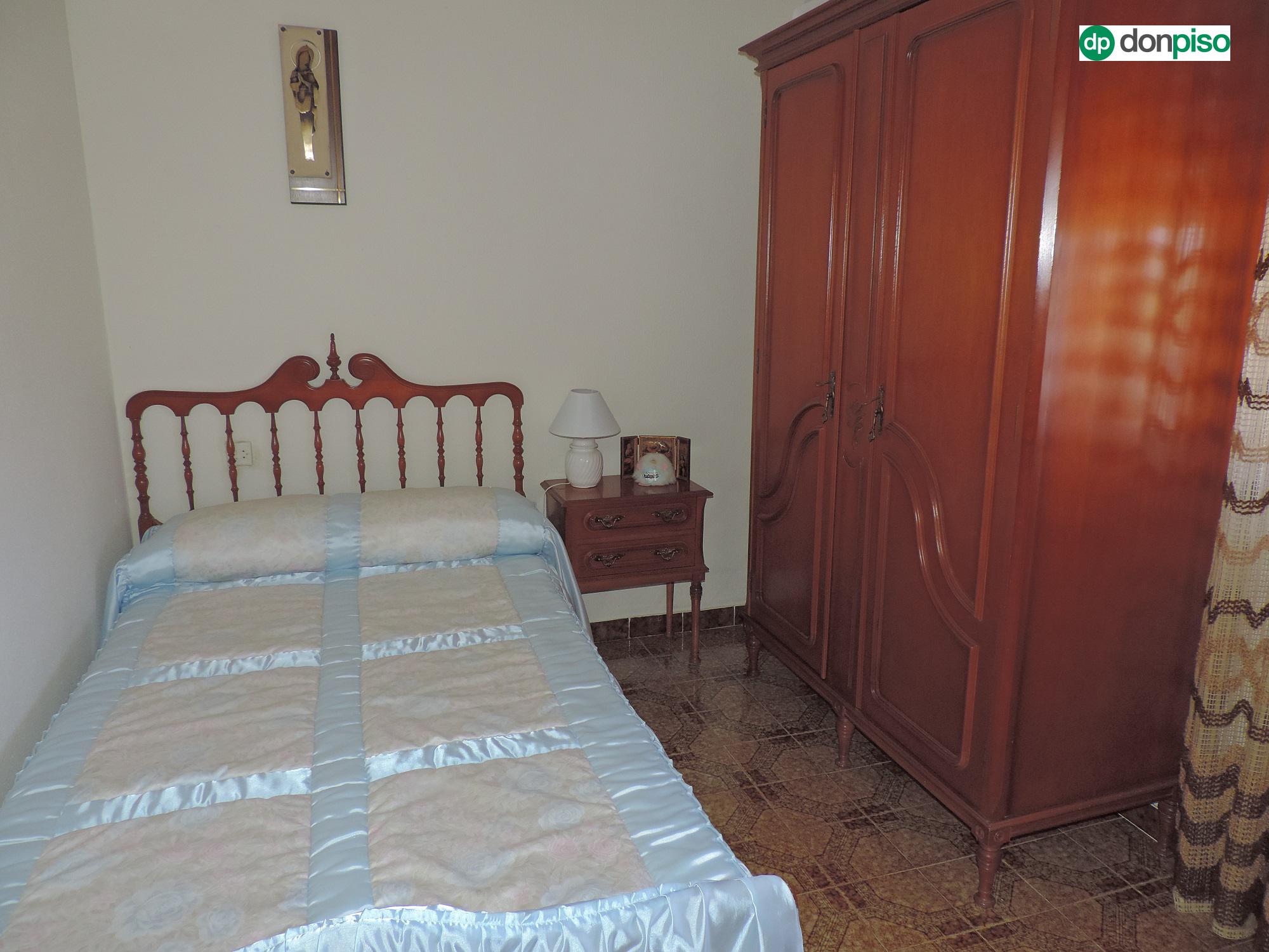 Imagen 13 Casa Aislada en venta en Calvarrasa De Abajo / Urbanización la Cabezuela