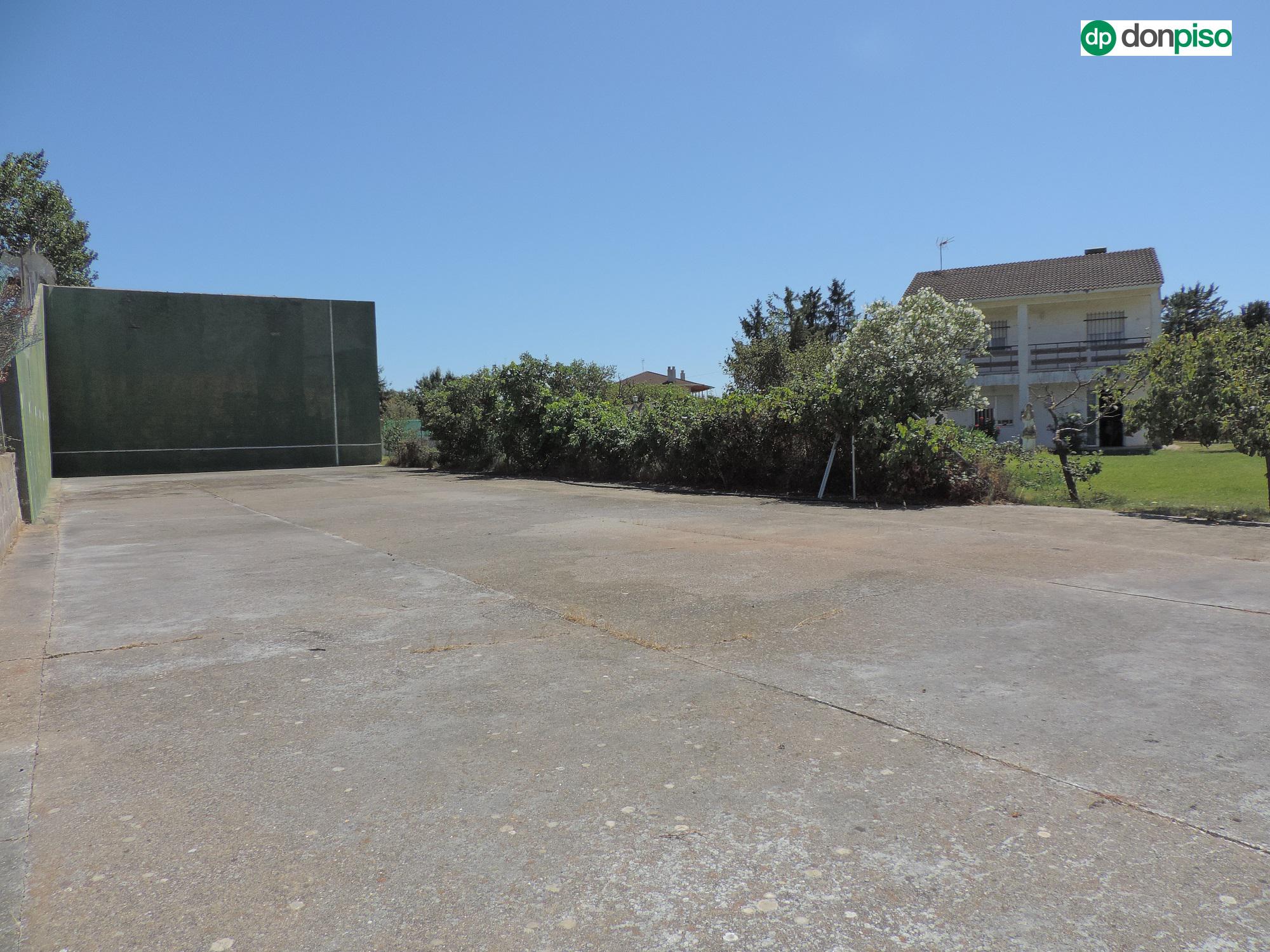 Imagen 24 Casa Aislada en venta en Calvarrasa De Abajo / Urbanización la Cabezuela