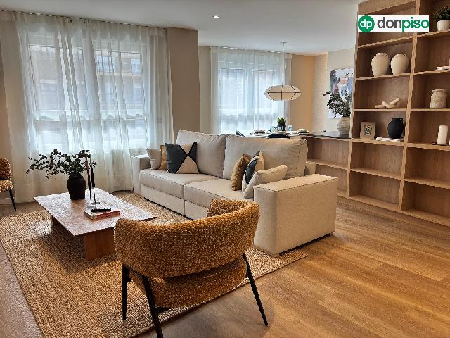 Imagen 1 Inmueble 300597 - Piso en venta en Salamanca / Paseo de la Estación. Adva. Portugal