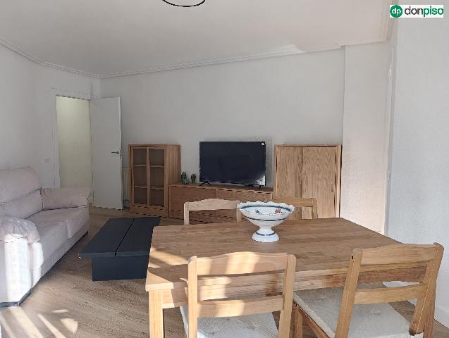 Imagen 1 Inmueble 301368 - Piso en alquiler en Salamanca / Carretera ledesma.