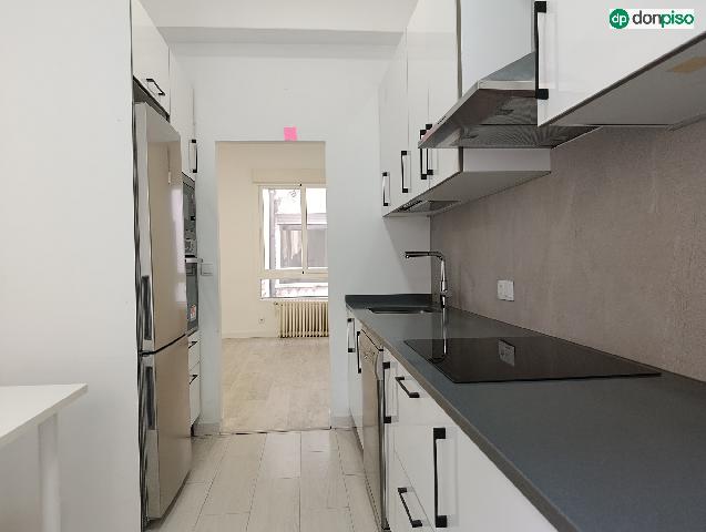 Imagen 3 Inmueble 301665 - Piso en alquiler en Salamanca / Gran vía altura calle Correhuela