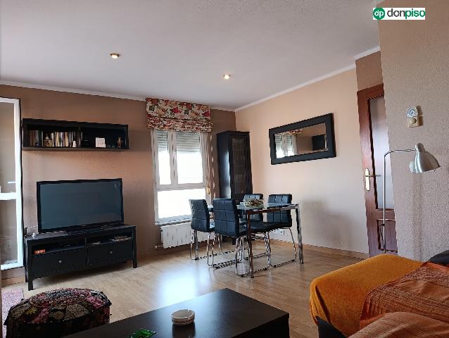 Imagen 3 Inmueble 301837 - Ático en alquiler en Salamanca / Teso de los Cañones. 