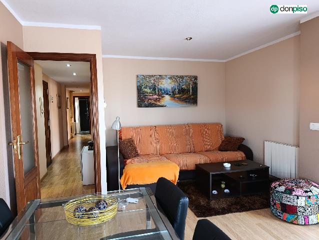 Imagen 1 Inmueble 301837 - Ático en alquiler en Salamanca / Teso de los Cañones. 