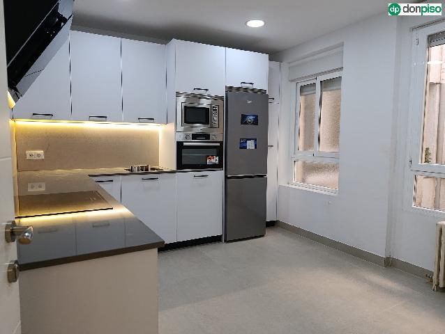 Imagen 6 Inmueble 301974 - Piso en alquiler en Salamanca / Calle Gran Via. Centro