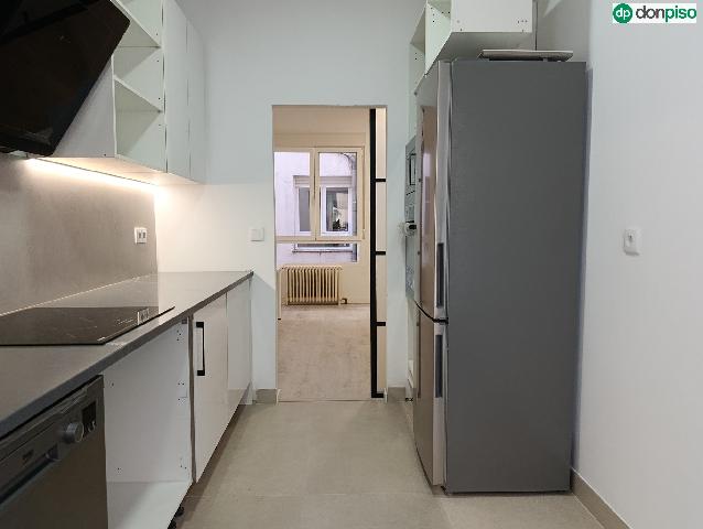 Imagen 8 Inmueble 301975 - Piso en alquiler en Salamanca / Gran vía altura calle Correhuela