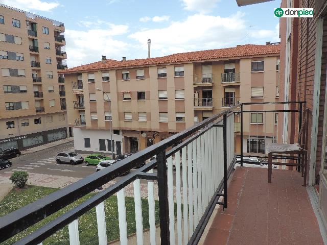 Imagen 5 Inmueble 302081 - Piso en venta en Salamanca / Plaza de toros  y plaza Madrid