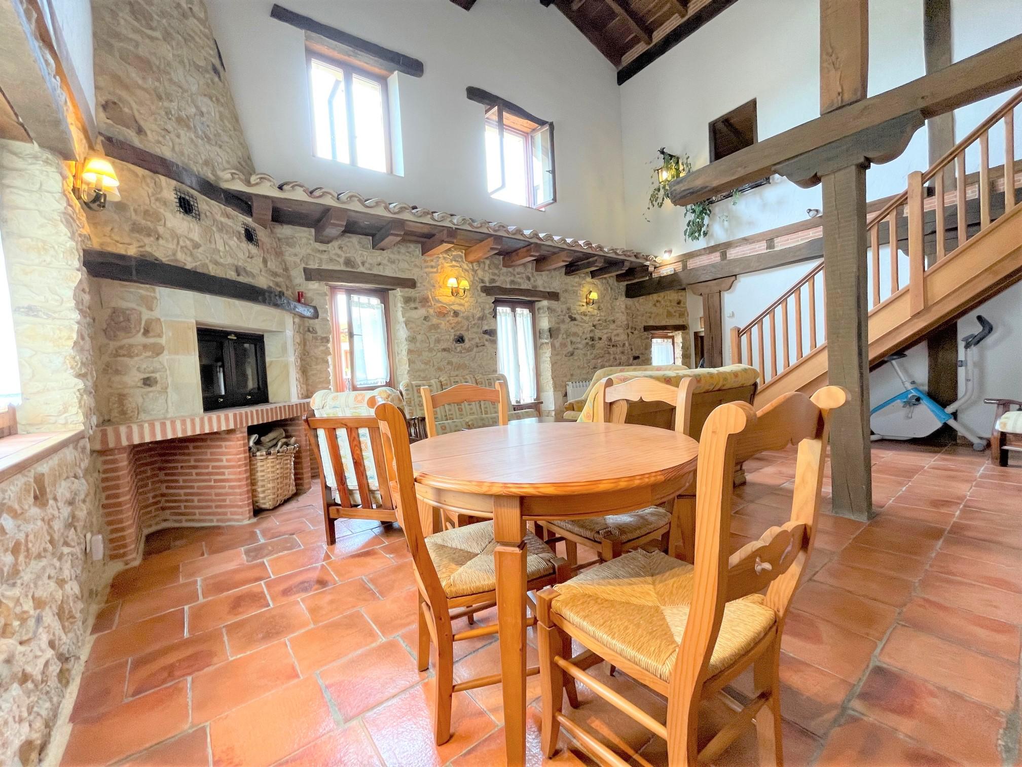 Imagen 5 Casa Rústica en venta en Villarcayo De Merindad De Castilla La Vieja / Pedania de Fresnedo