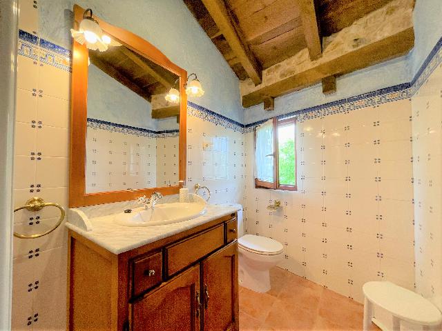 Imagen 16 Inmueble 261369 - Casa Rústica en venta en Villarcayo De Merindad De Castilla La Vieja / Pedania de Fresnedo