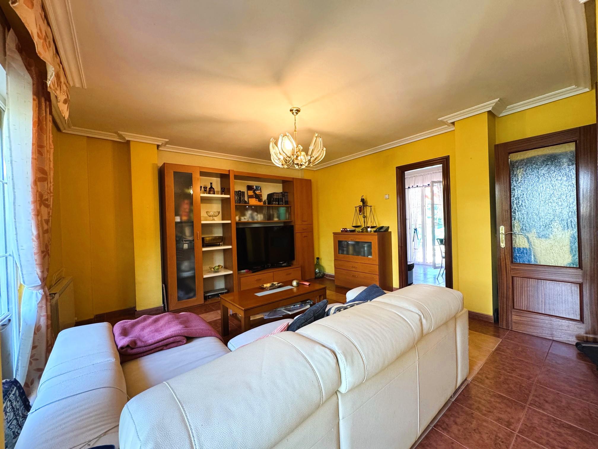 Imagen 10 Piso en venta en Castro-urdiales / Oriñon Cantabria