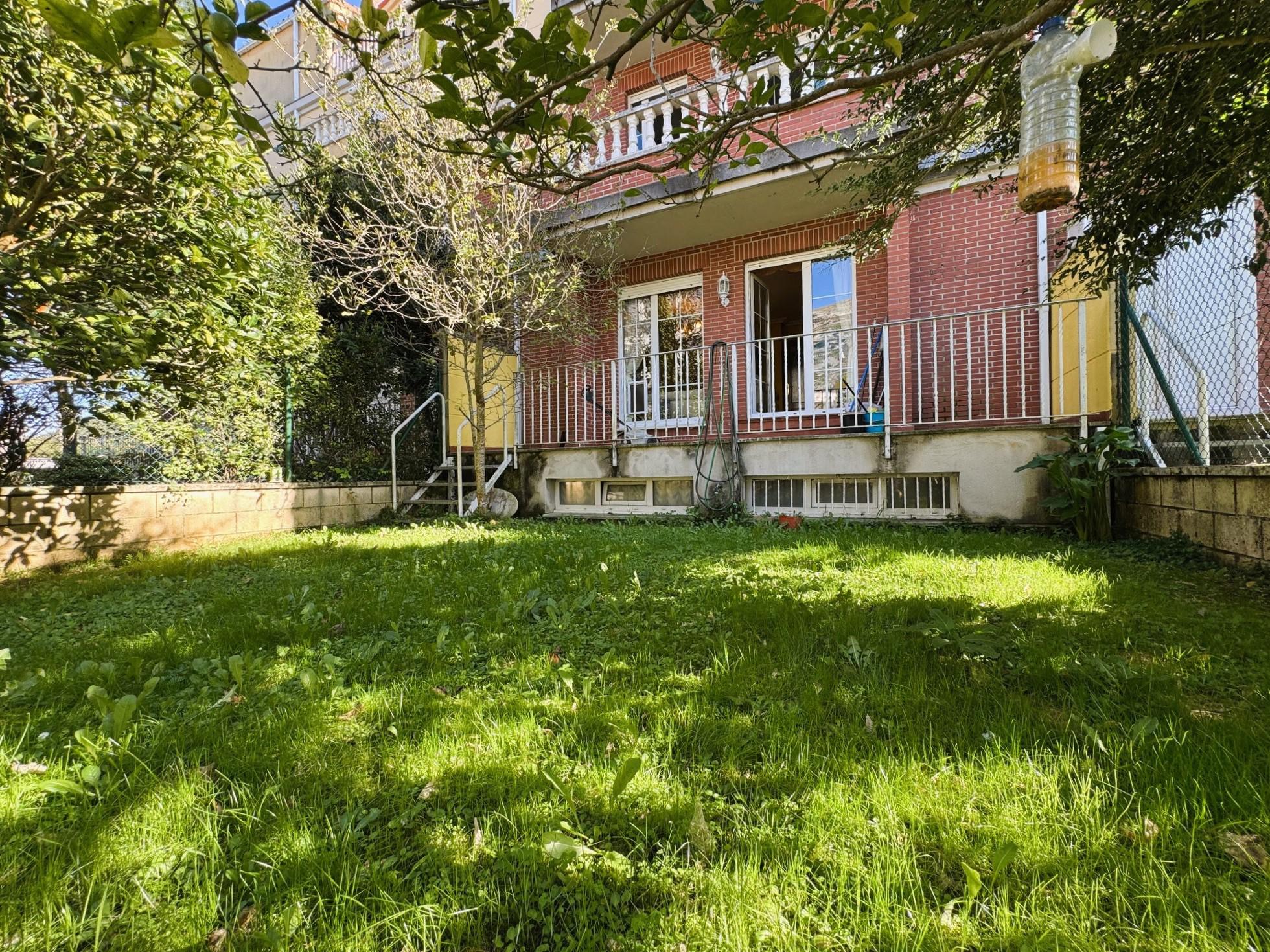 Imagen 3 Piso en venta en Castro-urdiales / Oriñon Cantabria