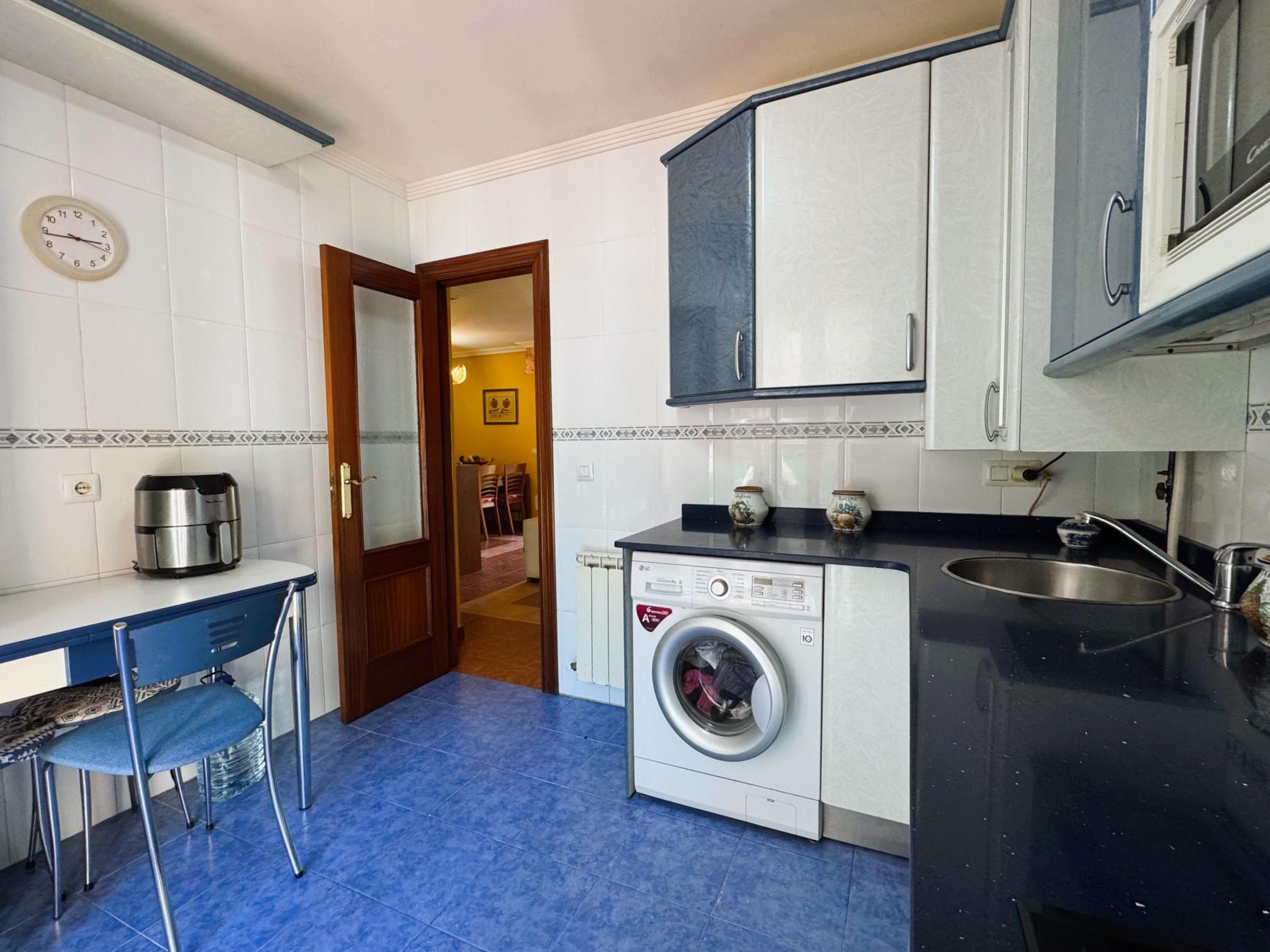 Imagen 5 Piso en venta en Castro-urdiales / Oriñon Cantabria