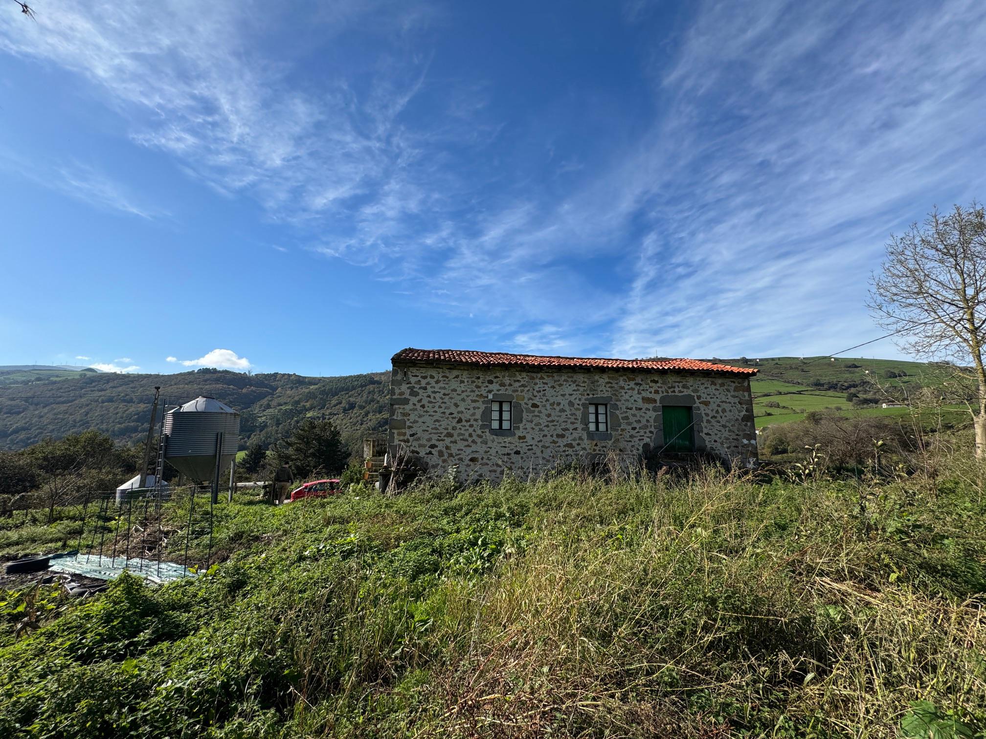 Imagen 5 Casa Rústica en venta en Karrantza Harana/valle De Carranza / Carranza Bikzaia