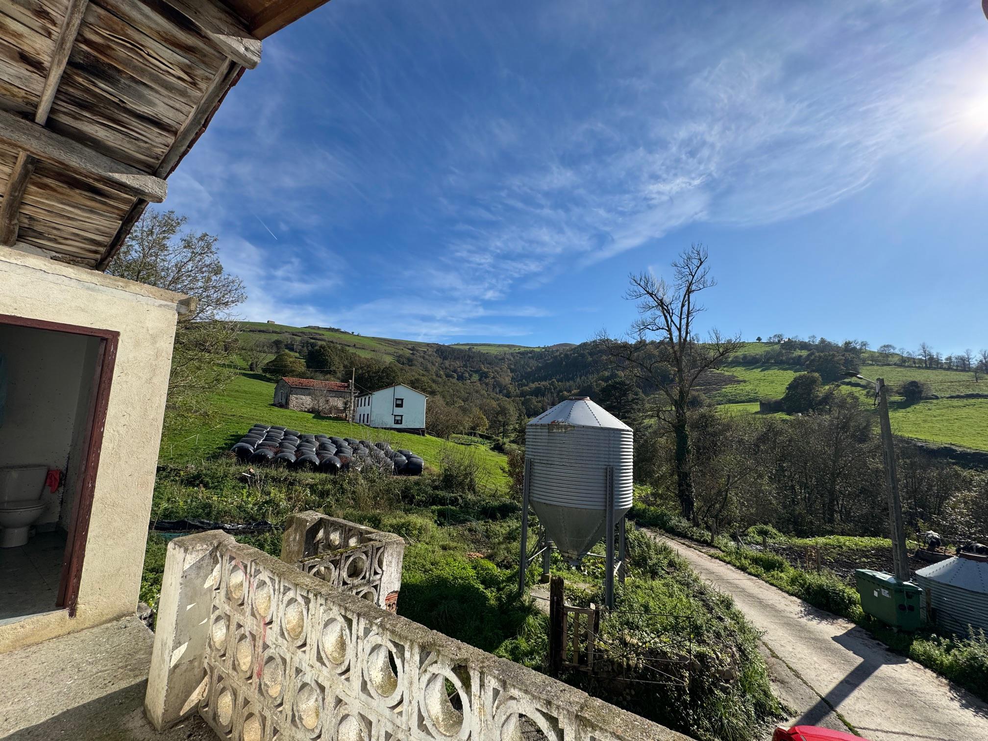 Imagen 7 Casa Rústica en venta en Karrantza Harana/valle De Carranza / Carranza Bikzaia