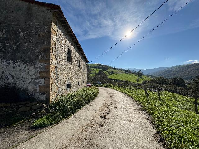 Imagen 4 Inmueble 288863 - Casa Rústica en venta en Karrantza Harana/valle De Carranza / Carranza Bikzaia