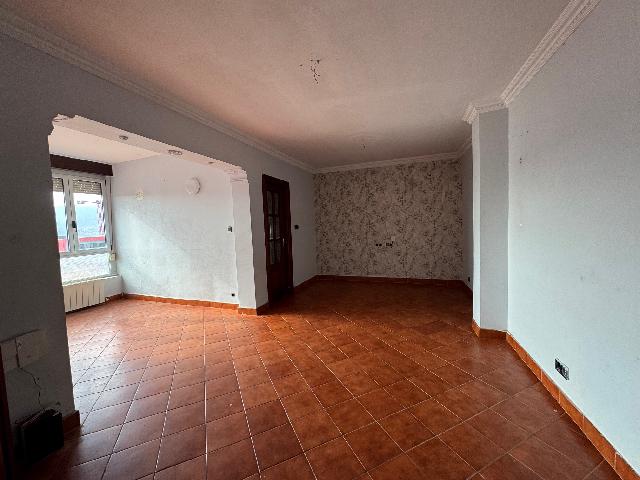 Imagen 4 Inmueble 291469 - Piso en venta en Bilbao / Calle Valencia. Etxebarri