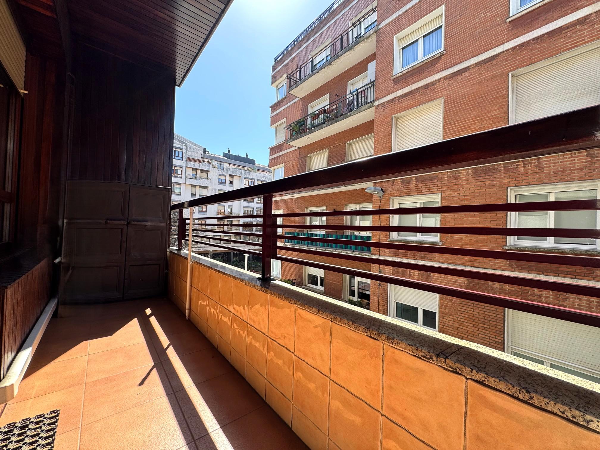Imagen 5 Piso en venta en Getxo / Bidearte Las Arenas