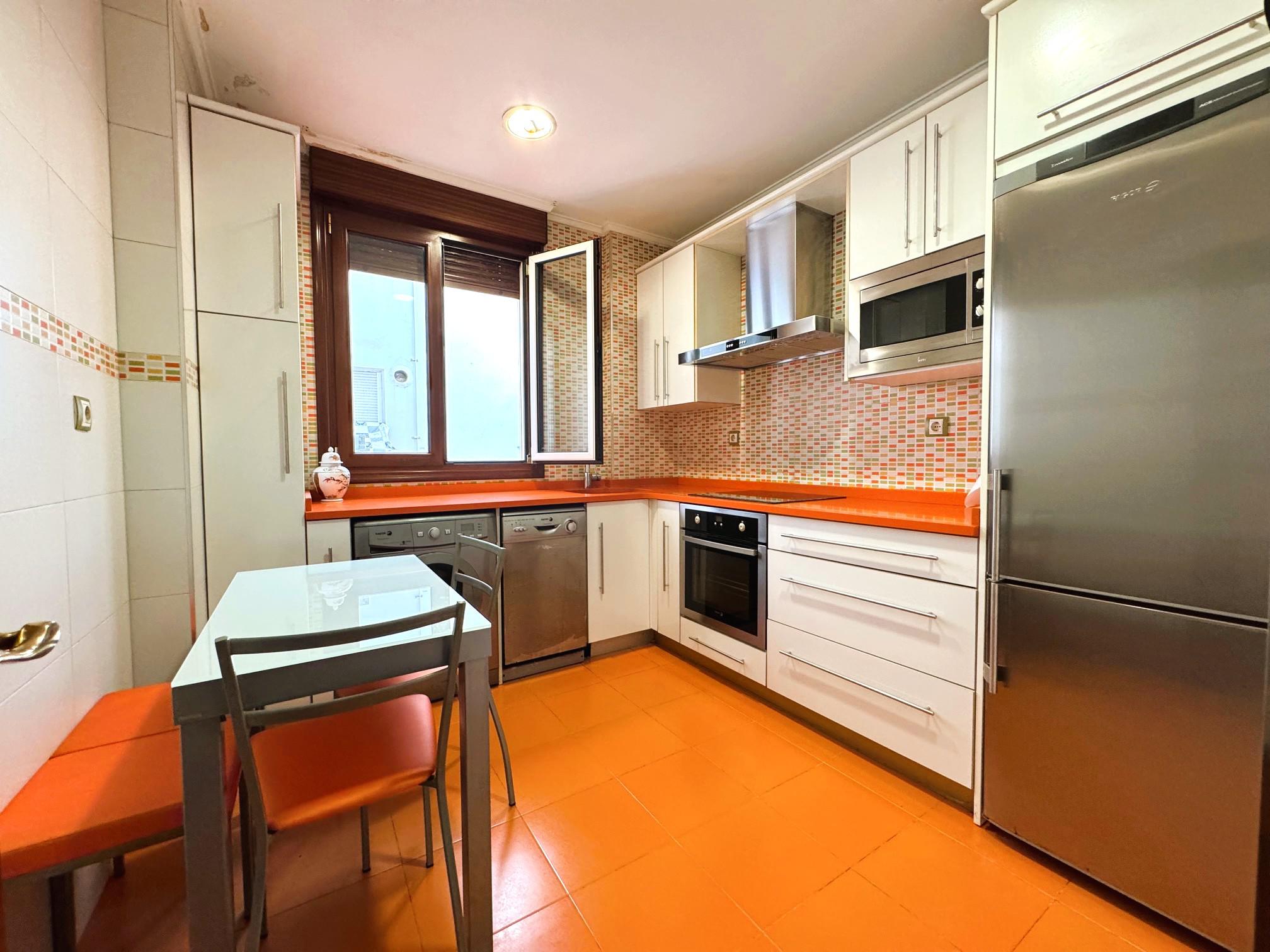 Imagen 1 Piso en venta en Getxo / Kresaltzu 19. Romo