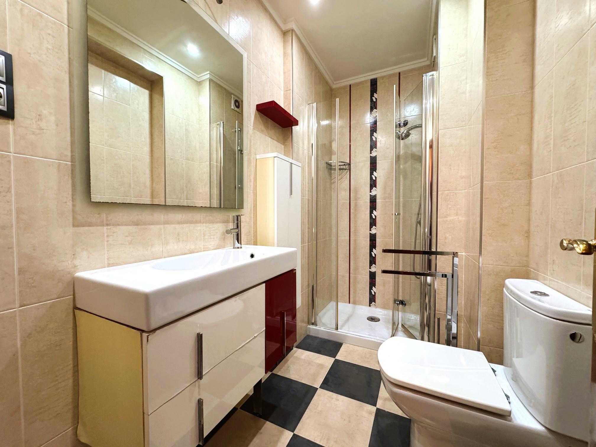 Imagen 17 Piso en venta en Getxo / Kresaltzu 19. Romo