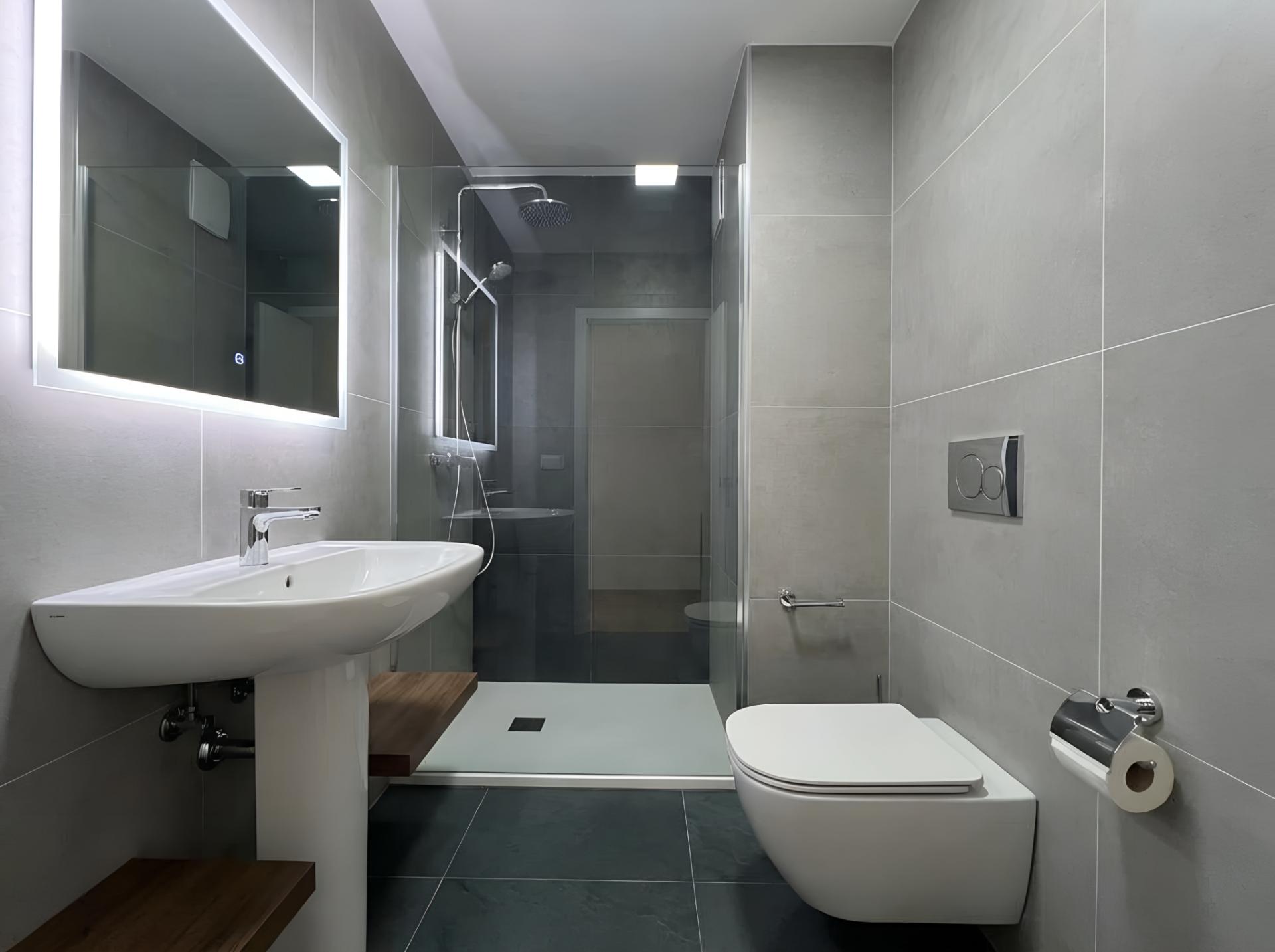 Imagen 36 Piso en venta en Getxo / Zona Atxekolandeta, cerca de playa de Ereaga