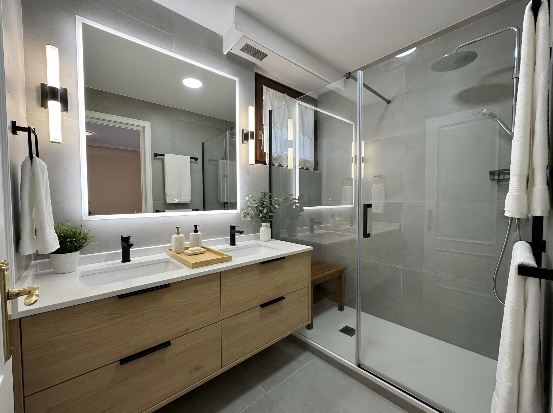 Imagen 26 Piso en venta en Getxo / Zona Atxekolandeta, cerca de playa de Ereaga