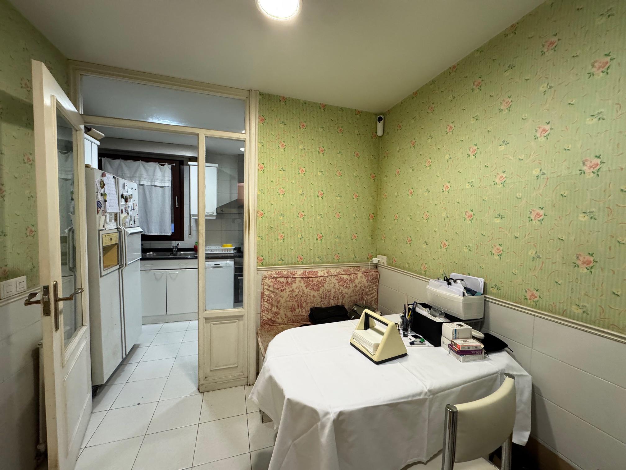 Imagen 17 Piso en venta en Getxo / Zona Atxekolandeta, cerca de playa de Ereaga