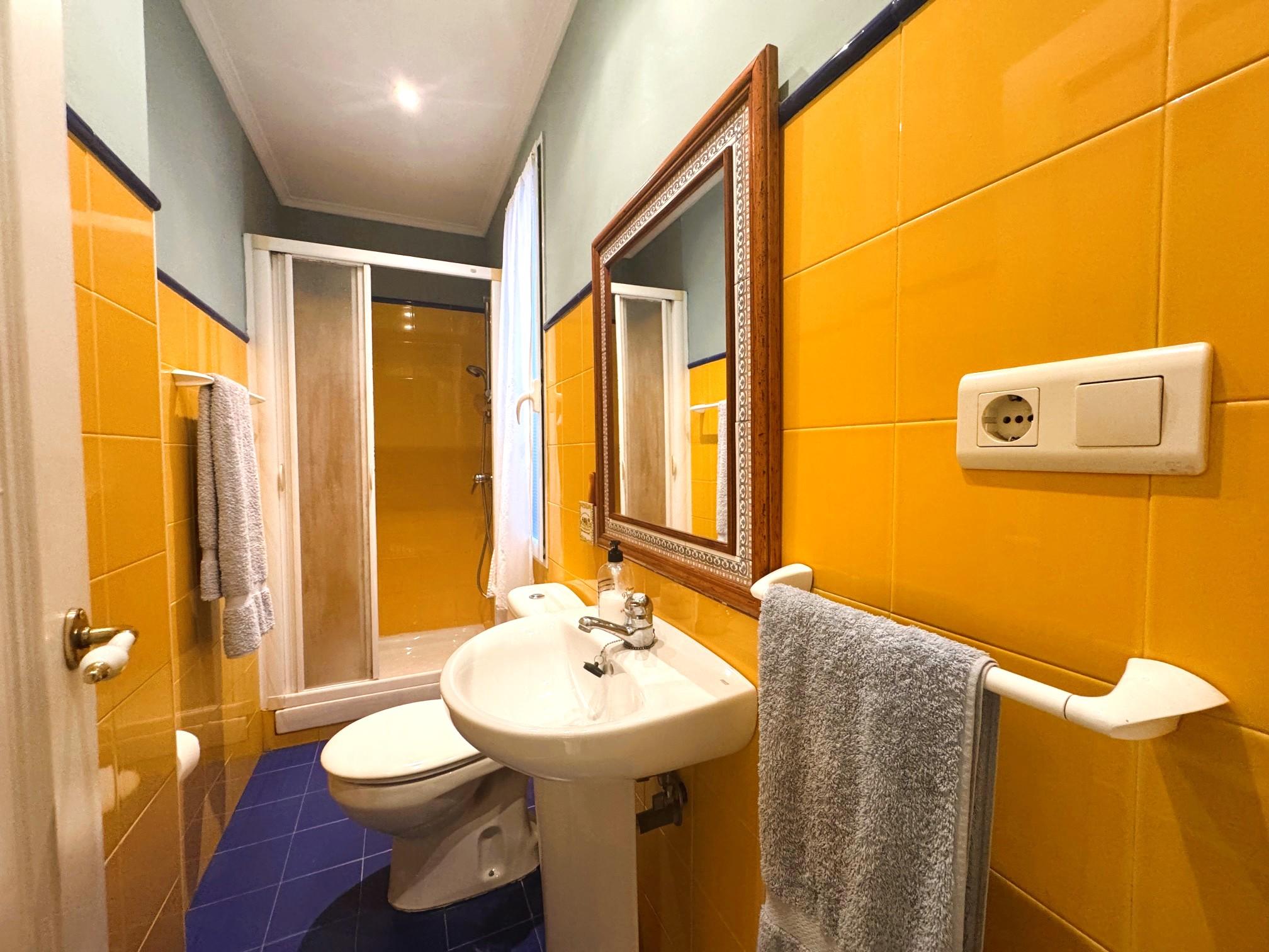 Imagen 19 Piso en venta en Getxo / Calle caja de ahorros centro de romo