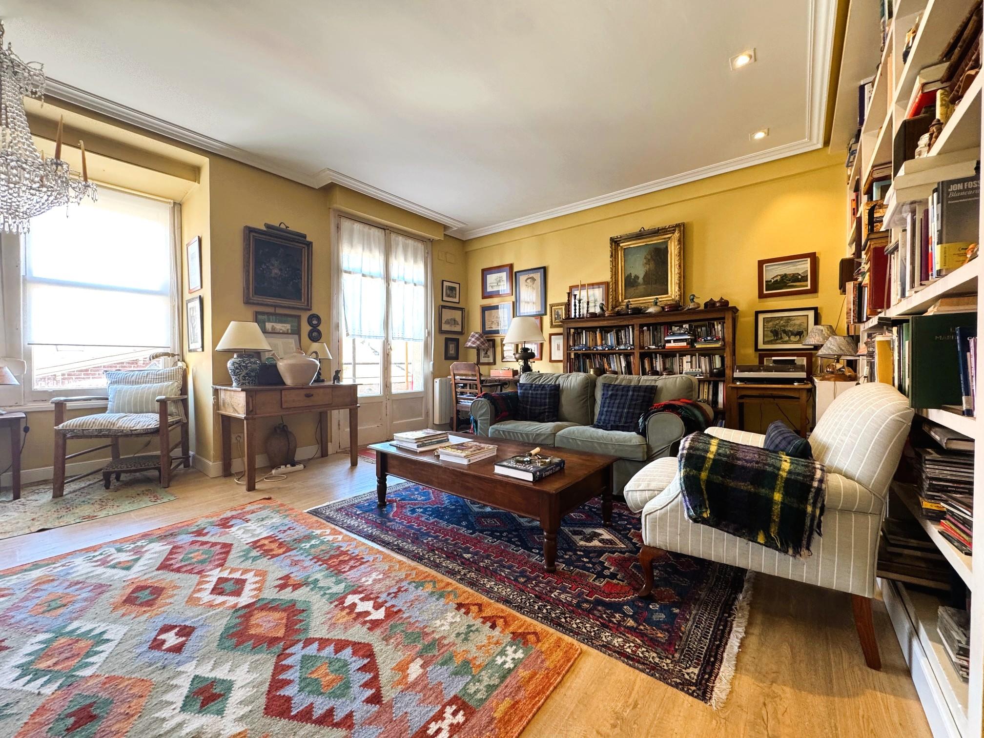 Imagen 7 Piso en venta en Getxo / Calle caja de ahorros centro de romo