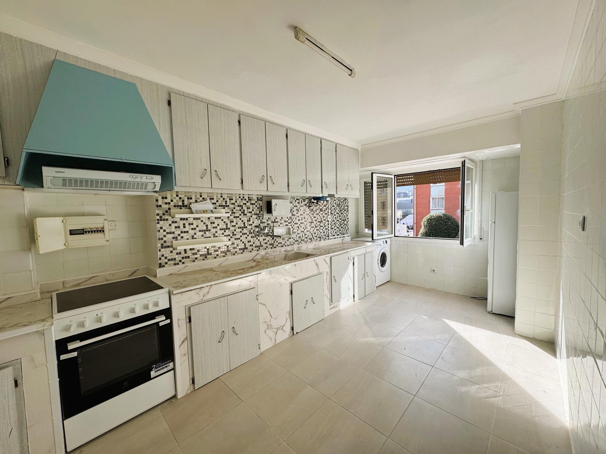 Imagen 3 Piso en venta en Getxo / Gobelaurre . ROMO