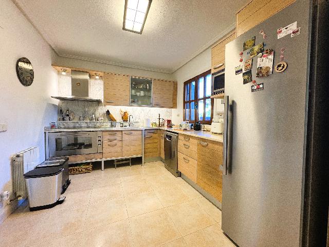 Imagen 11 Inmueble 298183 - Casa Aislada en venta en Maruri-jatabe / Al lado de las piscinas de Maruri