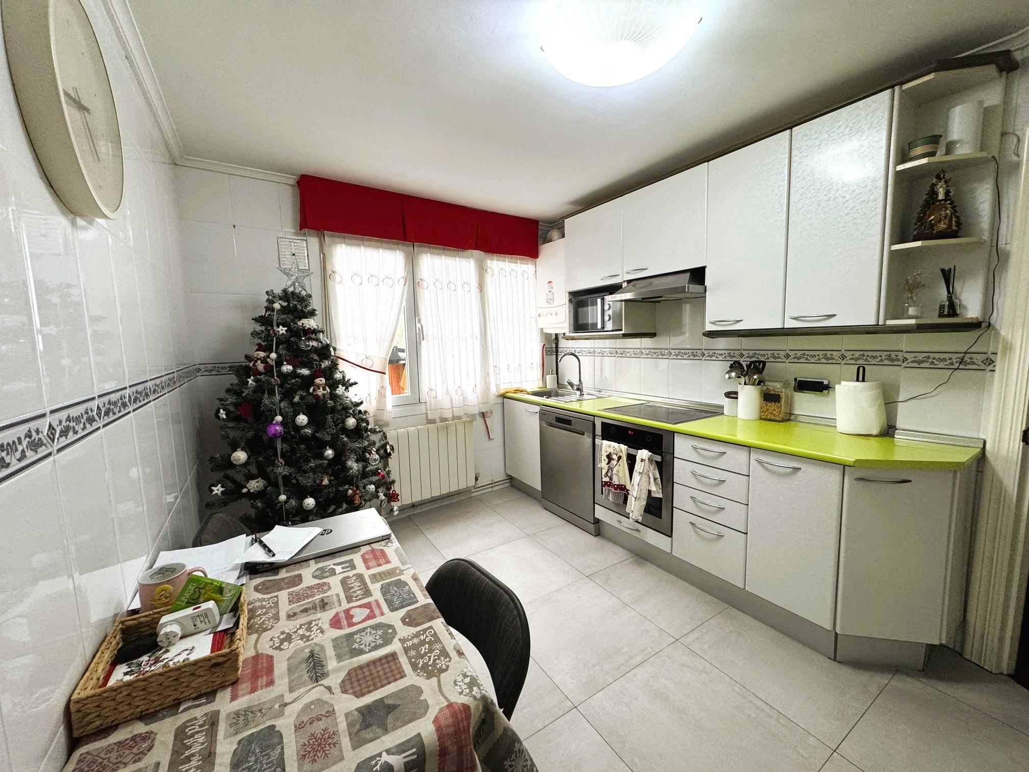 Imagen 2 Piso en venta en Leioa / Langileria. Lamiako.Leioa.