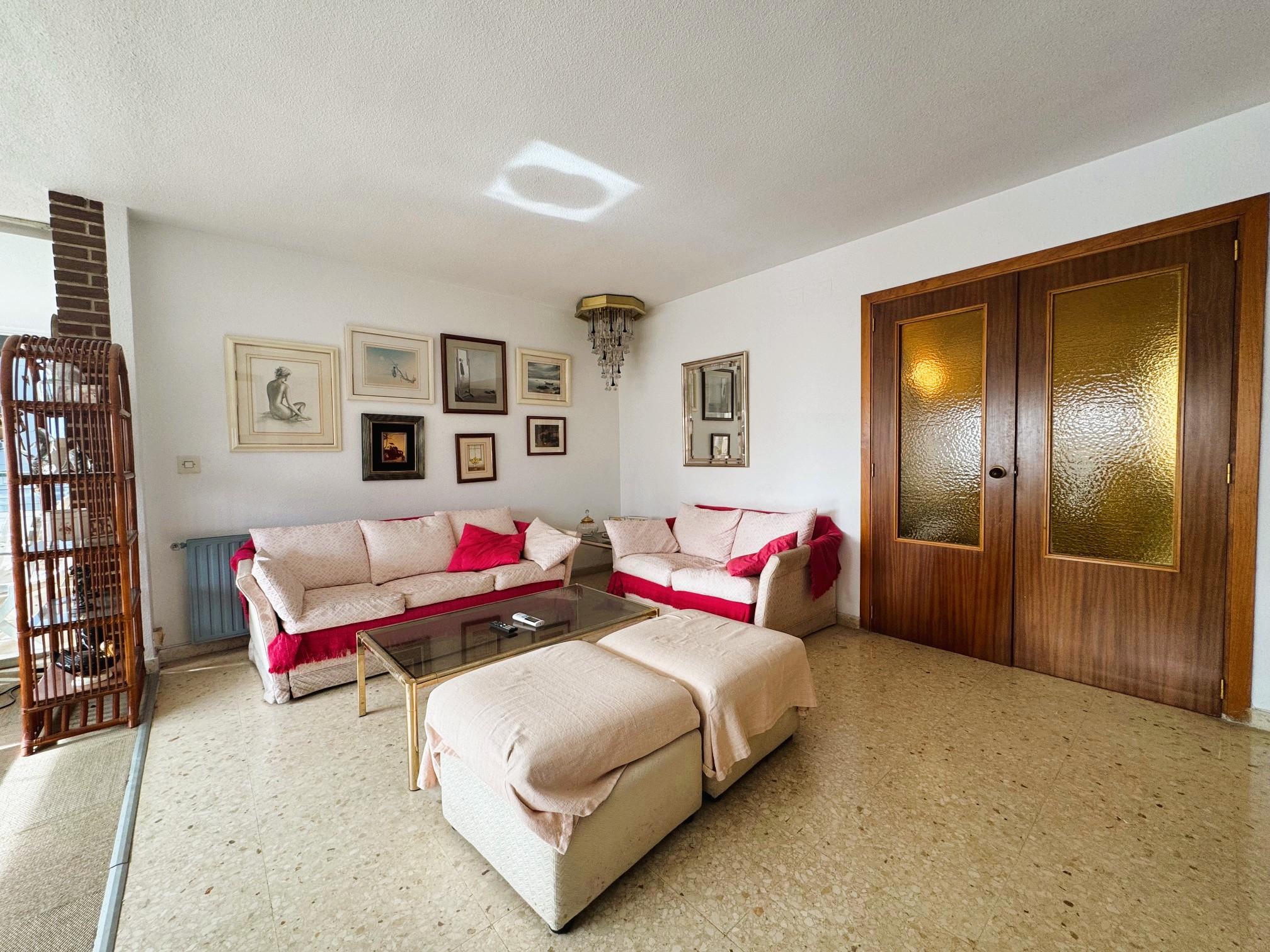 Imagen 4 Piso en venta en Benidorm / Avenida Europa. Benidorm.