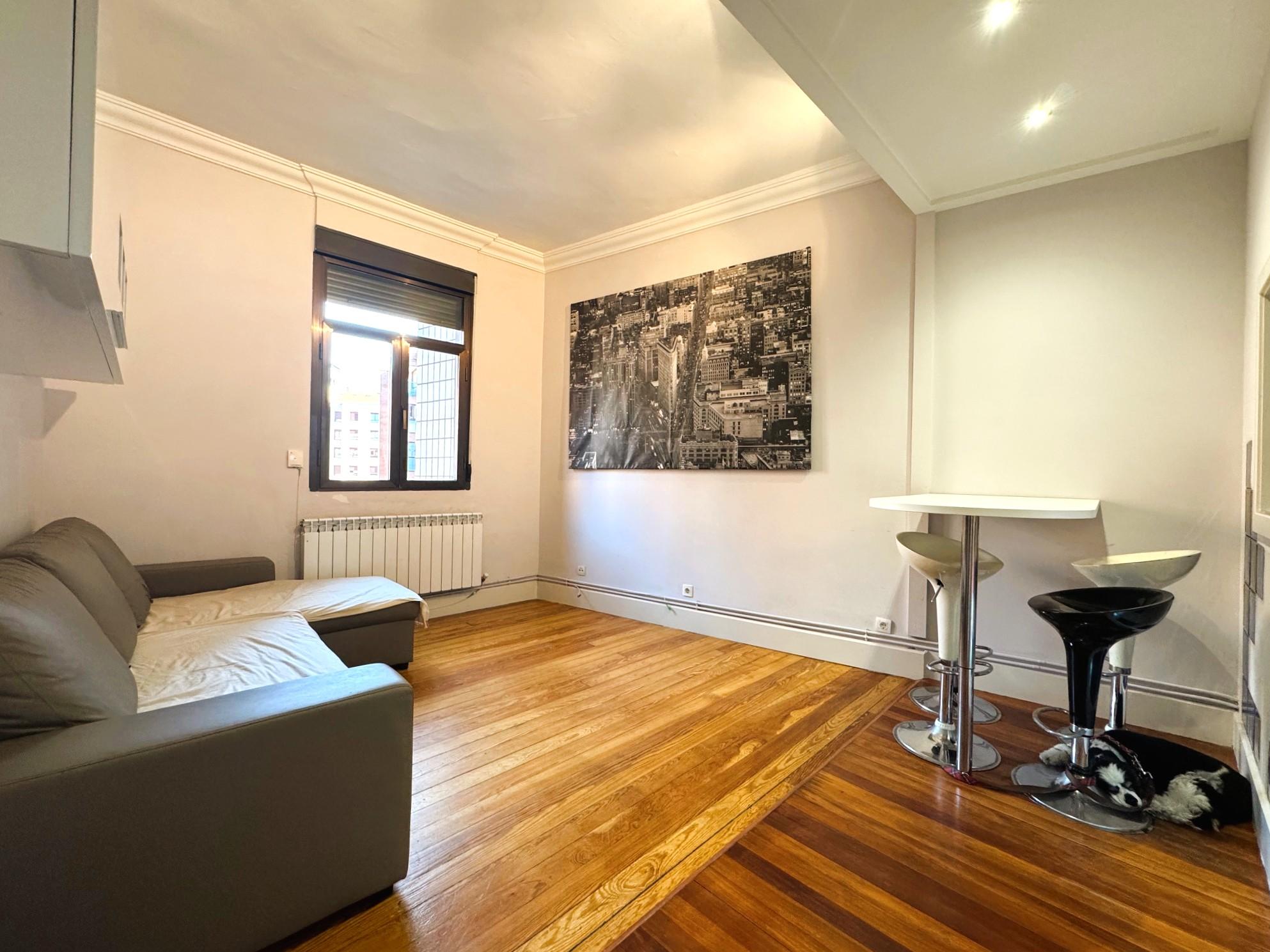 Imagen 10 Piso en venta en Bilbao / Frente al polideportivo de zorroza