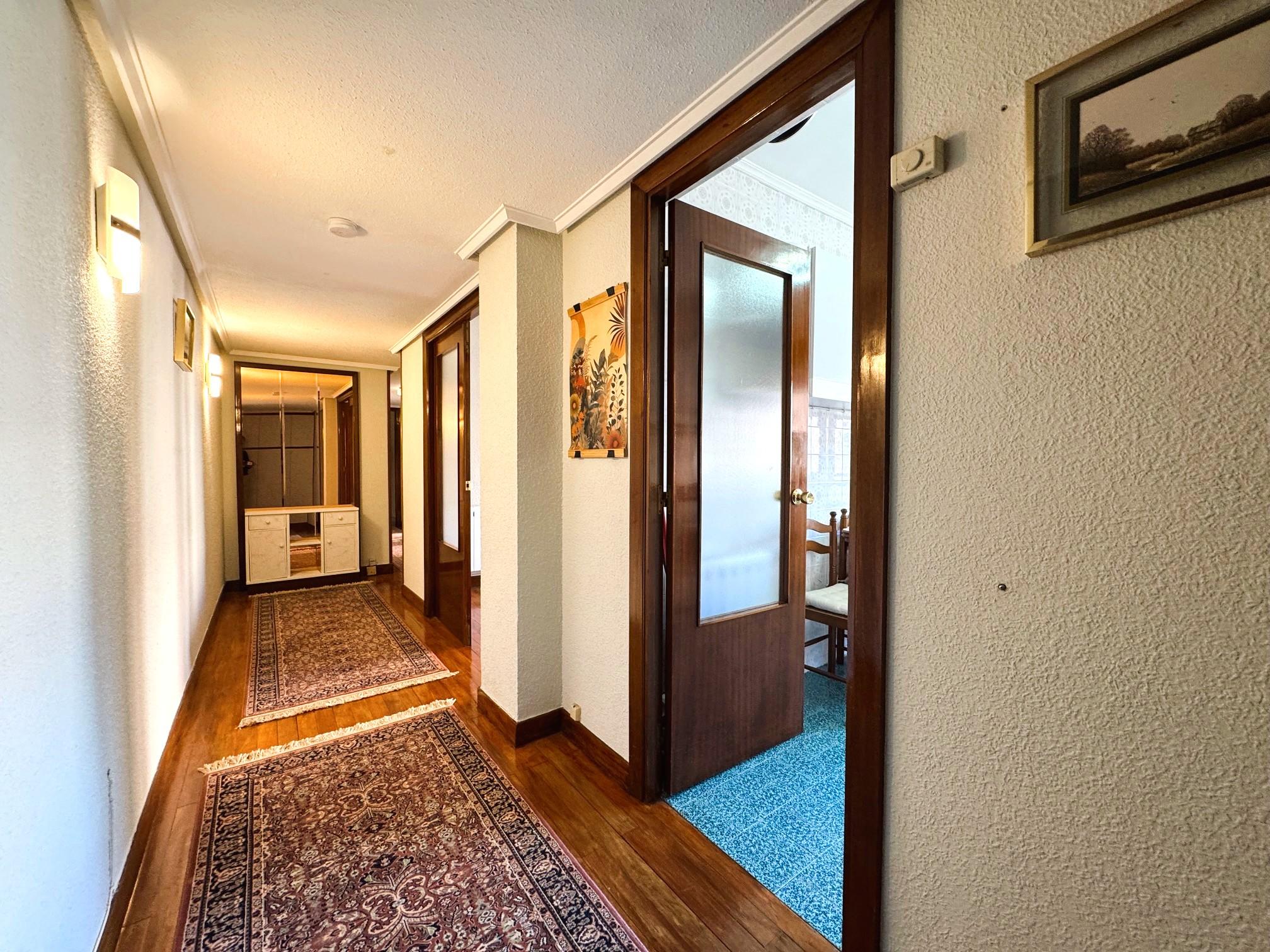 Imagen 7 Piso en venta en Leioa / Cerca del metro de las arenas en pinueta