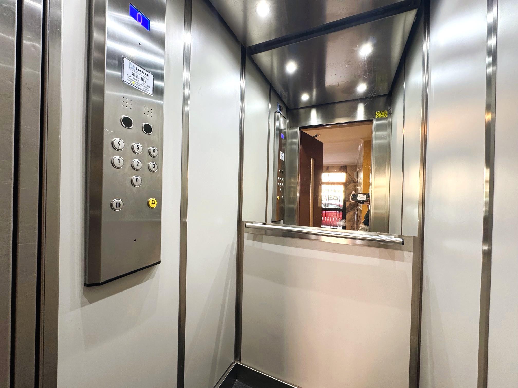 Imagen 20 Piso en venta en Leioa / Cerca del metro de las arenas en pinueta