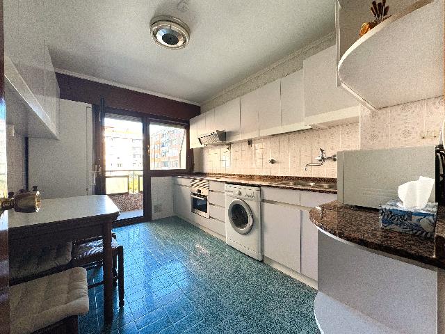 Imagen 2 Inmueble 301580 - Piso en venta en Leioa / Cerca del metro de las arenas en pinueta